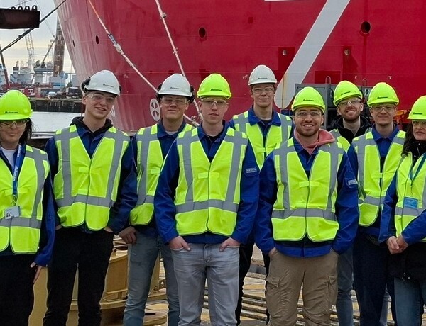 Students visit the Seven Ocean vessel